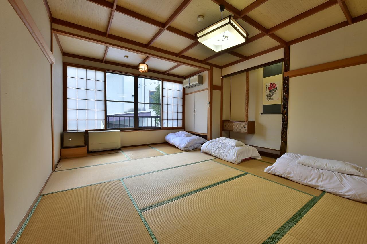 Guesthouse Ukiyoe Оматі Екстер'єр фото